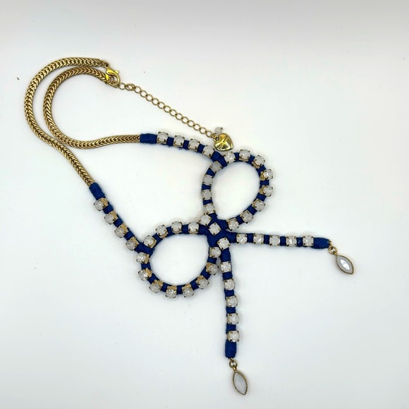 Betsey Johnson Blue Cord Bow Opalescent Rhinestone Gold Tone 16 - 19" Necklace - Picture 1 of 5